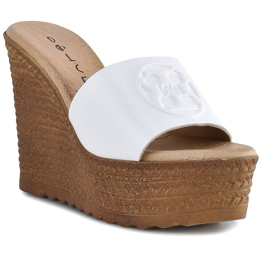 Dolce hotsell shoes greece